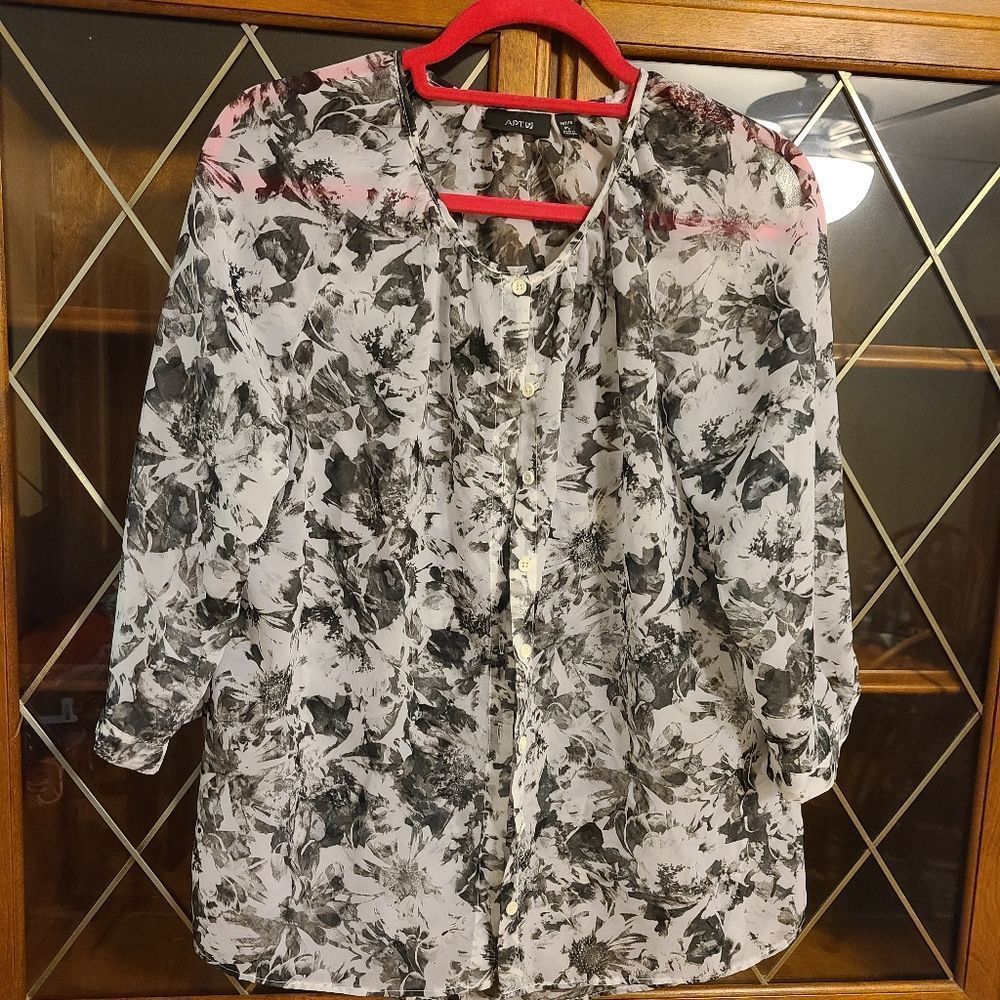 Apt 9 - petite large - black and white sheer blouse